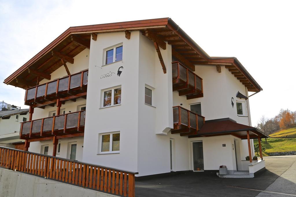 Ladis Living Apartman Kültér fotó