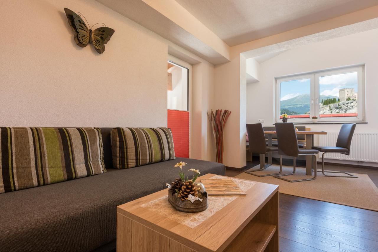 Ladis Living Apartman Kültér fotó